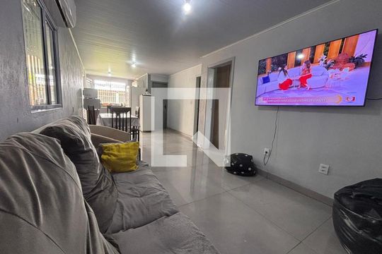 Sala de casa à venda com 2 quartos, 138m² em Feitoria, São Leopoldo