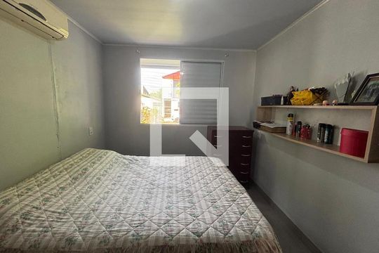 Quarto de casa à venda com 2 quartos, 138m² em Feitoria, São Leopoldo