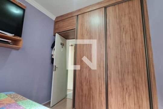 Quarto de apartamento à venda com 3 quartos, 55m² em Sagrada Família, Belo Horizonte