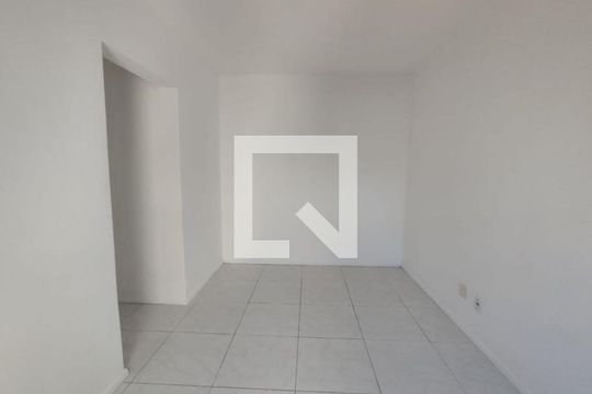 Quarto 1 de apartamento para alugar com 2 quartos, 57m² em Marechal Rondon, Canoas