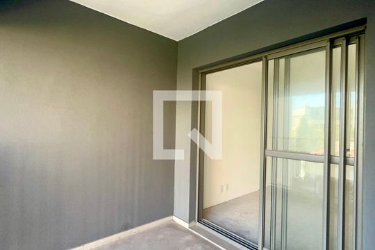 Varanda de kitnet/studio à venda com 1 quarto, 34m² em Cerqueira César, São Paulo