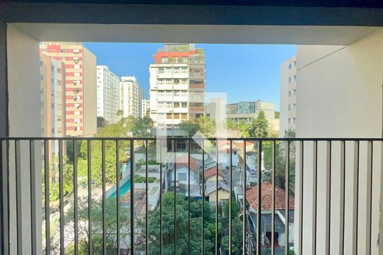Varanda de kitnet/studio à venda com 1 quarto, 34m² em Cerqueira César, São Paulo