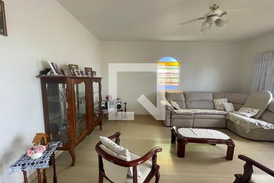 Casa à venda com 3 quartos, 164m² em Jardim America, São Leopoldo