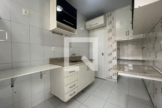 Casa para alugar com 2 quartos, 100m² em Santo Antônio, Belo Horizonte