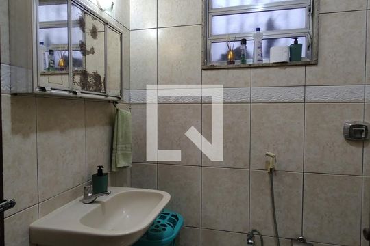 Banheiro 1 de casa de condomínio à venda com 3 quartos, 160m² em Taquara, Rio de Janeiro