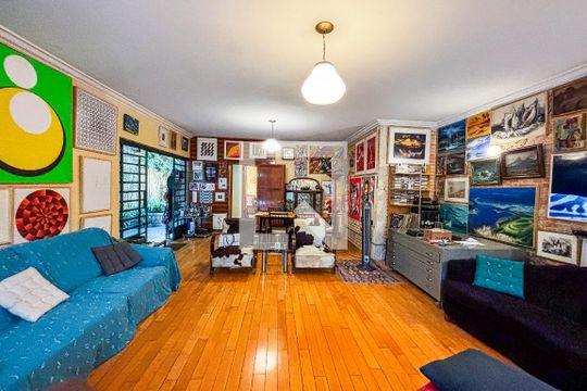Casa à venda com 3 quartos, 200m² em Jardim das Bandeiras, São Paulo