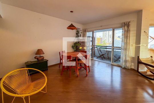 Apartamento à venda com 2 quartos, 95m² em Pinheiros, São Paulo