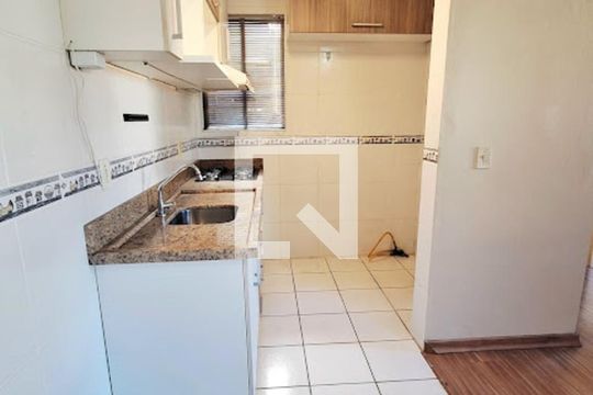 Cozinha de apartamento para alugar com 2 quartos, 47m² em Duque de Caxias, São Leopoldo