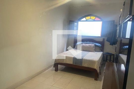 Casa para alugar com 2 quartos, 150m² em Centro, Mesquita