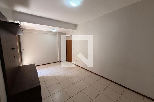 SALA de apartamento à venda com 3 quartos, 69m² em Csb 10, Brasília
