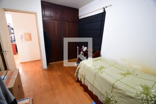 Quarto de apartamento à venda com 1 quarto, 54m² em Vila Itapura, Campinas