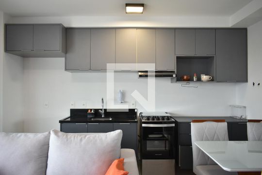 Sala/Cozinha de apartamento para alugar com 1 quarto, 37m² em Vila da Saúde, São Paulo
