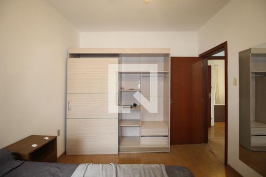 Quarto 1 de apartamento à venda com 3 quartos, 93m² em Bom Fim, Porto Alegre