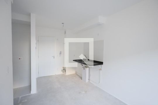 Sala  / Cozinha  de apartamento para alugar com 1 quarto, 30m² em Vila Gustavo, São Paulo