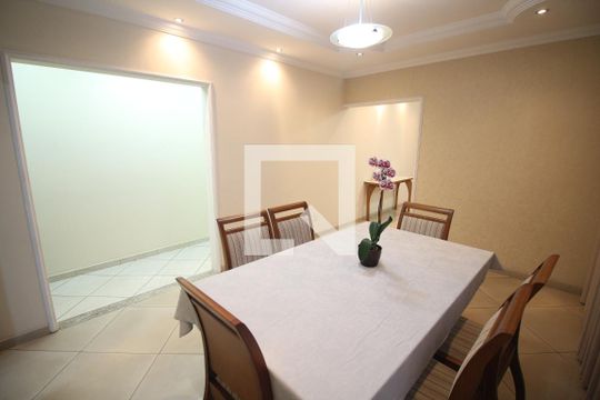 Copa de casa à venda com 4 quartos, 335m² em Jardim Vera Cruz, Contagem