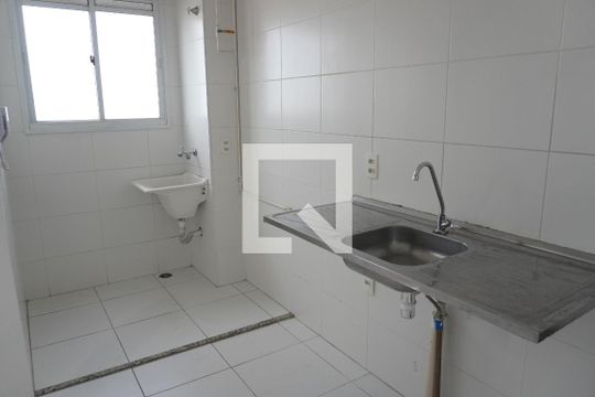 Apartamento para alugar com 2 quartos, 40m² em Itaquera, São Paulo