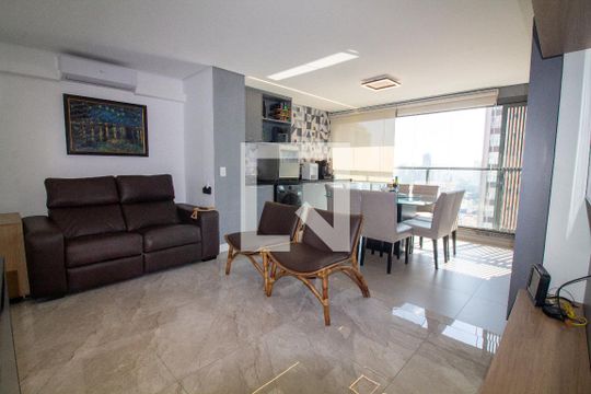 Apartamento à venda com 3 quartos, 94m² em Jardim das Acacias, São Paulo
