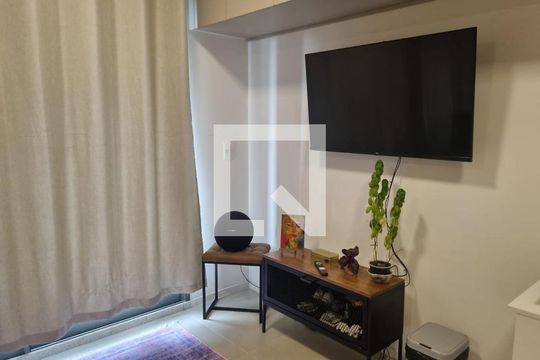 Sala/Quarto de apartamento para alugar com 1 quarto, 32m² em Pompeia, São Paulo