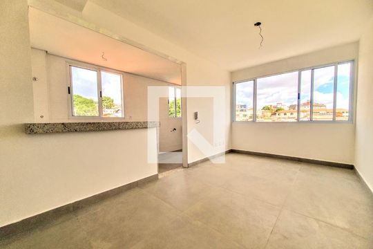 Apartamento à venda com 2 quartos, 127m² em Esplanada, Belo Horizonte