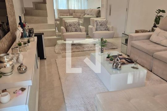 Sala de casa à venda com 2 quartos, 150m² em Jardim Martinica, São Paulo
