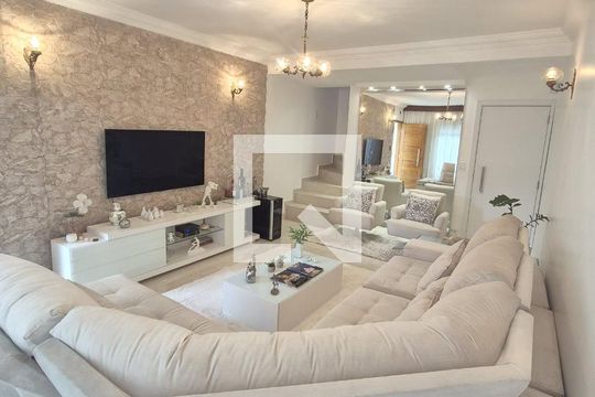 Sala de casa à venda com 2 quartos, 150m² em Jardim Martinica, São Paulo