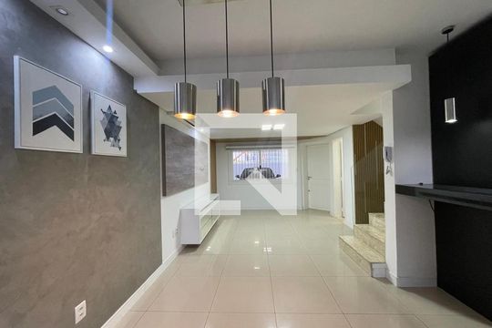 Casa de Condomínio à venda com 3 quartos, 142m² em Rondônia, Novo Hamburgo