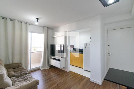 Sala  de apartamento para alugar com 2 quartos, 50m² em Vila Fachini, São Paulo