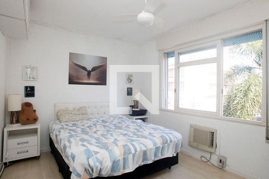 Quarto 1 de apartamento à venda com 2 quartos, 92m² em Petrópolis, Porto Alegre