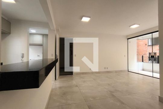 Sala/cozinha de apartamento à venda com 3 quartos, 75m² em Ana Lúcia, Belo Horizonte