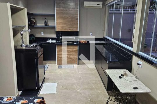 Cozinha de casa para alugar com 3 quartos, 280m² em Parque Industrial Lagoinha, Ribeirão Preto
