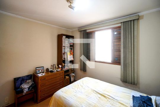 Quarto 02 de casa à venda com 4 quartos, 241m² em Chácara Califórnia, São Paulo