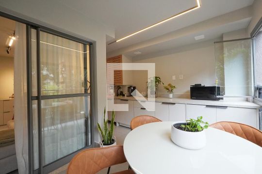 Varanda Gourmet de apartamento à venda com 2 quartos, 69m² em Vila Mariana, São Paulo