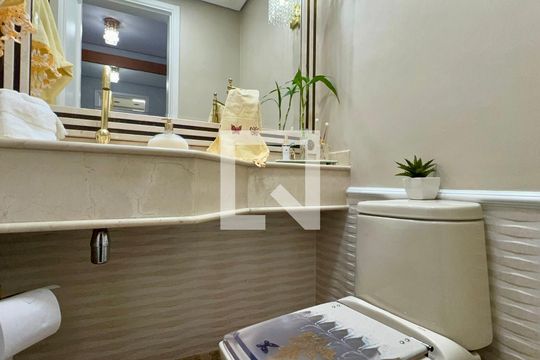 Lavabo de casa de condomínio à venda com 3 quartos, 450m² em Alto de Pinheiros, São Paulo