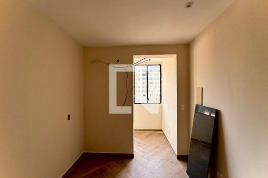 Quarto de apartamento para alugar com 3 quartos, 80m² em Glória, Rio de Janeiro