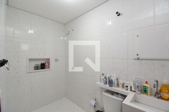Banheiro Suíte de casa de condomínio à venda com 3 quartos, 120m² em Cachoeira, Curitiba
