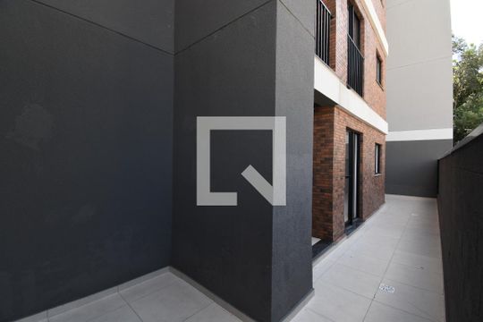 Área externa de apartamento à venda com 2 quartos, 81m² em Santa Cândida, Curitiba