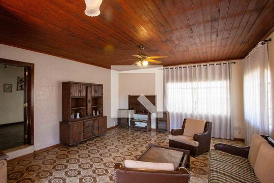 Casa à venda com 5 quartos, 660m² em Eldorado, Diadema