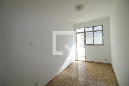 Sala de apartamento à venda com 2 quartos, 64m² em Cordovil, Rio de Janeiro