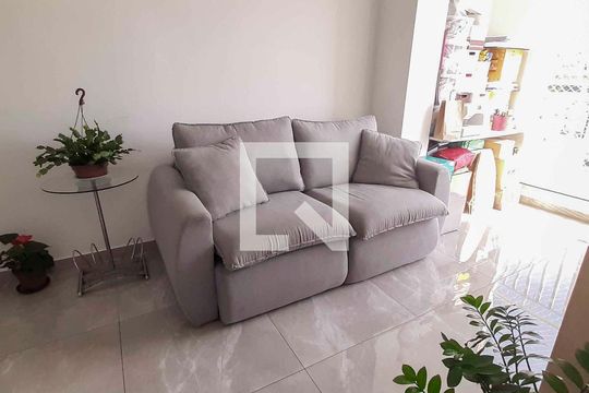 Apartamento à venda com 2 quartos, 54m² em Pestana, Osasco