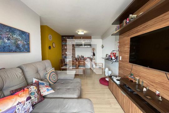 Sala de apartamento para alugar com 3 quartos, 77m² em Jardim Esmeralda, São Paulo