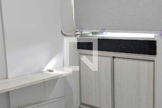 Quarto de apartamento para alugar com 3 quartos, 84m² em Setor Central, Goiânia