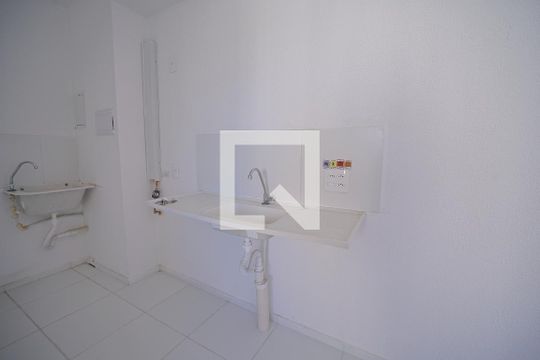 Cozinha e Área de Serviço de apartamento para alugar com 2 quartos, 34m² em Vila Silvia, São Paulo
