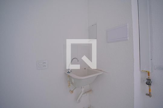 Cozinha e Área de Serviço de apartamento para alugar com 2 quartos, 34m² em Vila Silvia, São Paulo