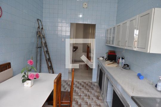 Casa de Condomínio à venda com 3 quartos, 155m² em Inhaúma, Rio de Janeiro