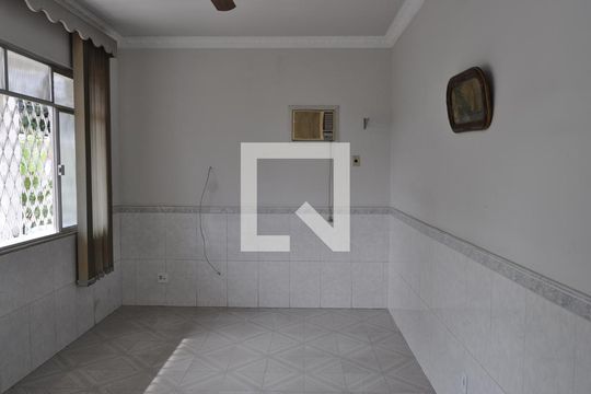 Casa de Condomínio à venda com 3 quartos, 155m² em Inhaúma, Rio de Janeiro