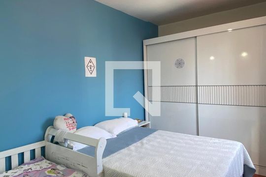 Quarto de apartamento à venda com 1 quarto, 47m² em Vila Osasco, Osasco