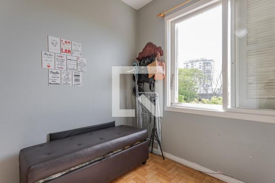 Quarto 1 de apartamento à venda com 3 quartos, 87m² em Floresta, Porto Alegre