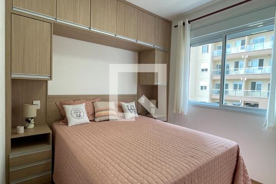 Suíte de apartamento para alugar com 3 quartos, 64m² em Jardim Aparecida, Campinas