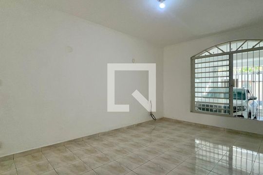 Sala de casa para alugar com 3 quartos, 240m² em Vila Madalena, São Paulo
