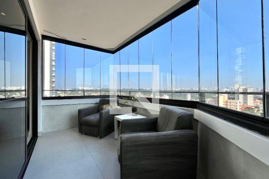 Varanda de apartamento à venda com 3 quartos, 180m² em Vila Alexandria, São Paulo